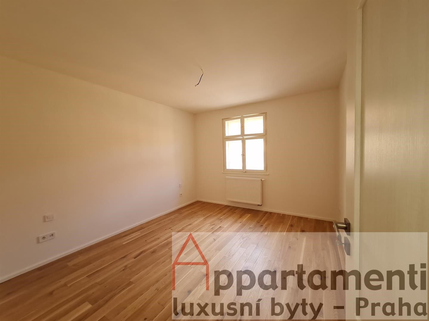 Pronájem byt 3+kk - Plzeňská, Praha, 90 m²