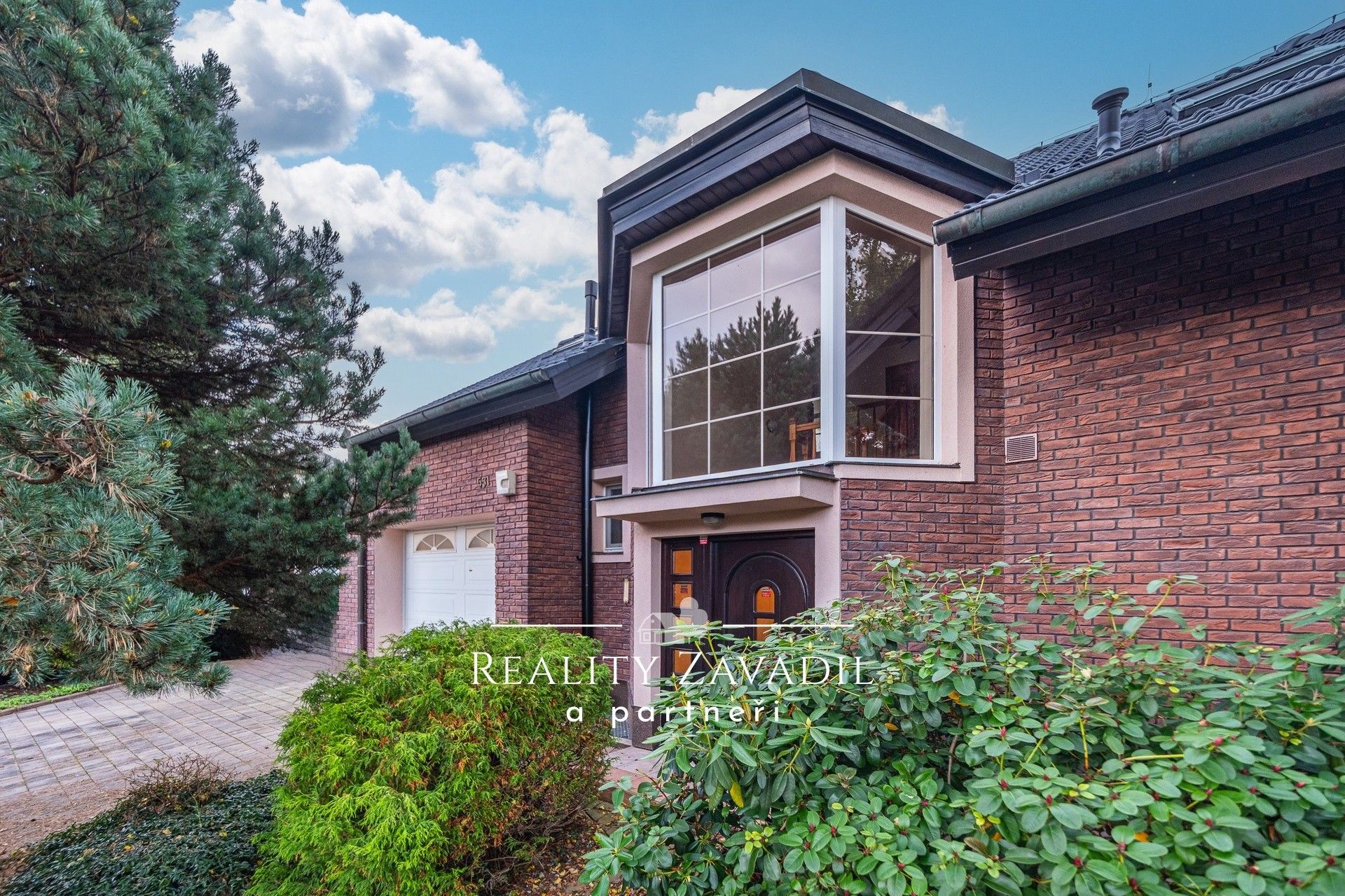 Rodinné domy, U vodojemu, Jesenice, 177 m²