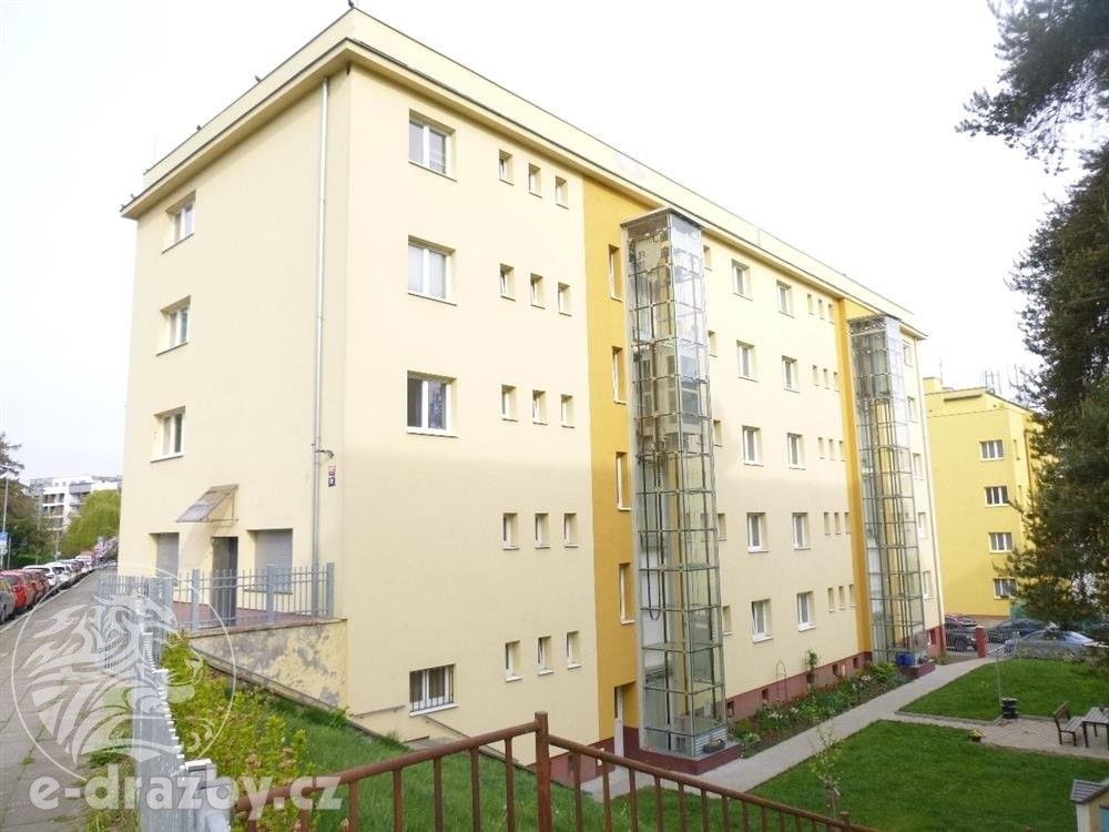 Prodej byt 3+1 - Kolátorova, Praha, 77 m²