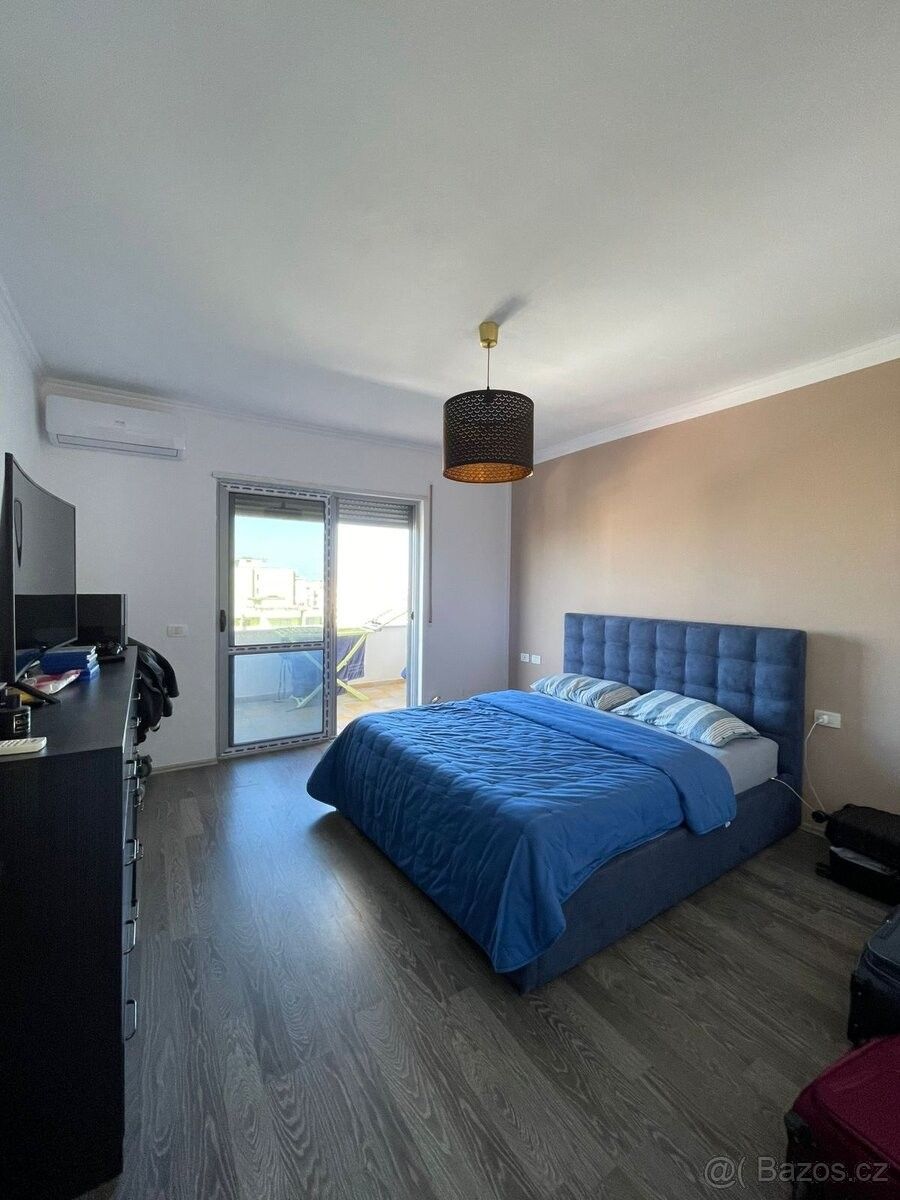 Prodej byt 1+1 - Zahraničí, 987 66, 80 m²