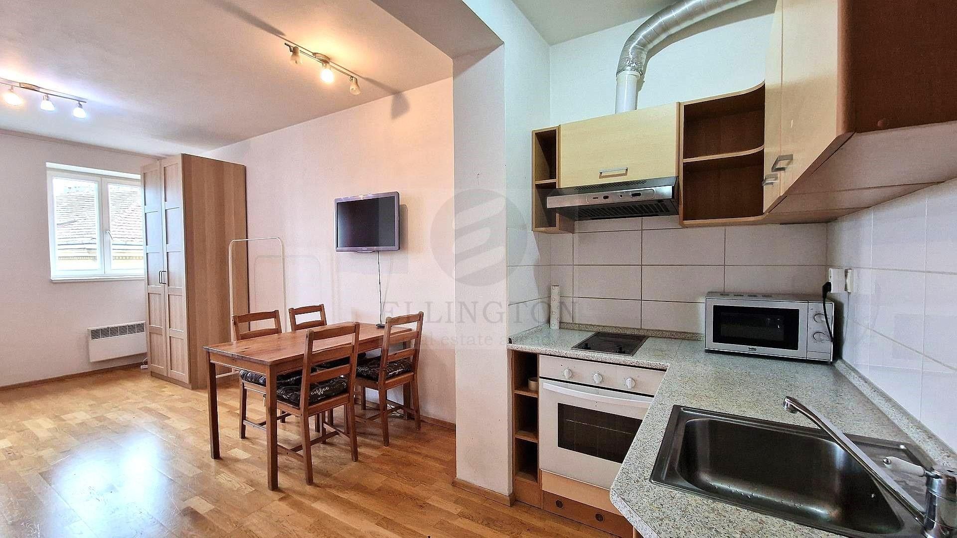 1+kk, Táboritská, Praha, 30 m²