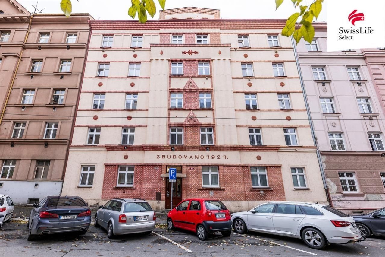 Prodej byt 1+1 - Úslavská, Plzeň, 45 m²