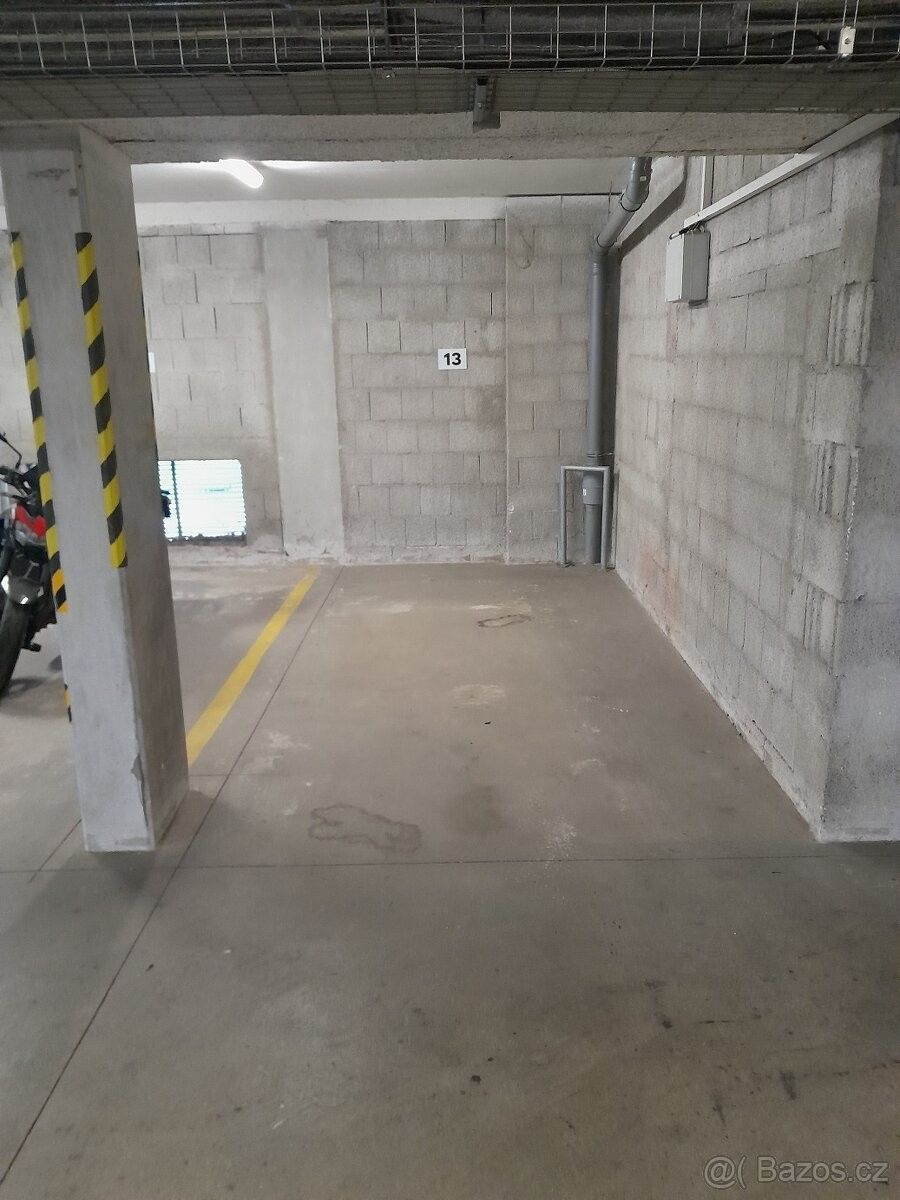 Garáže, Lanškroun, 563 01