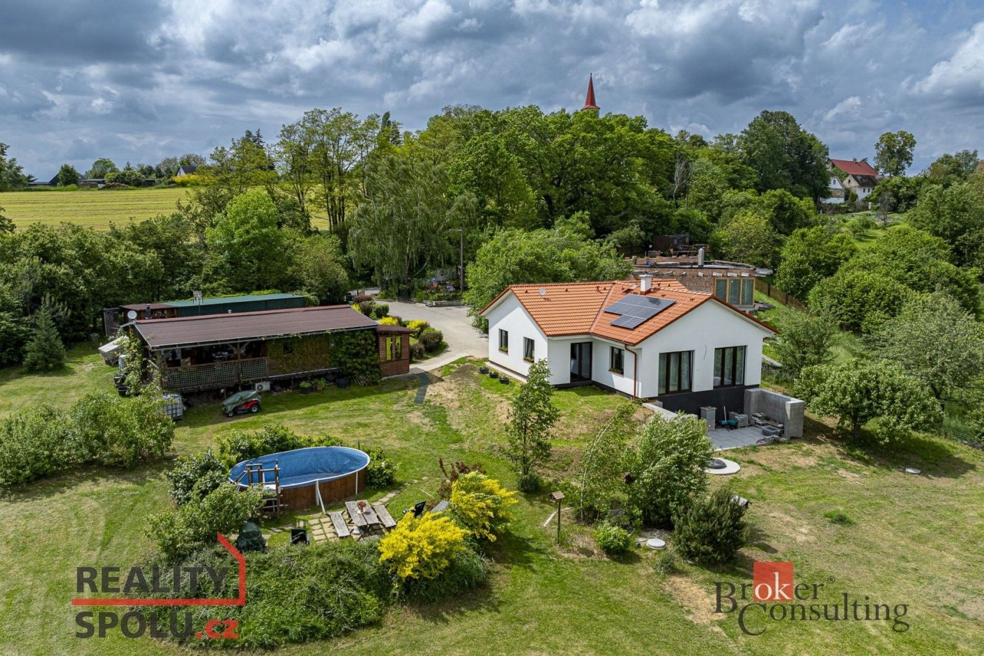 Rodinné domy, Bezdědice, Bělá pod Bezdězem, 101 m²