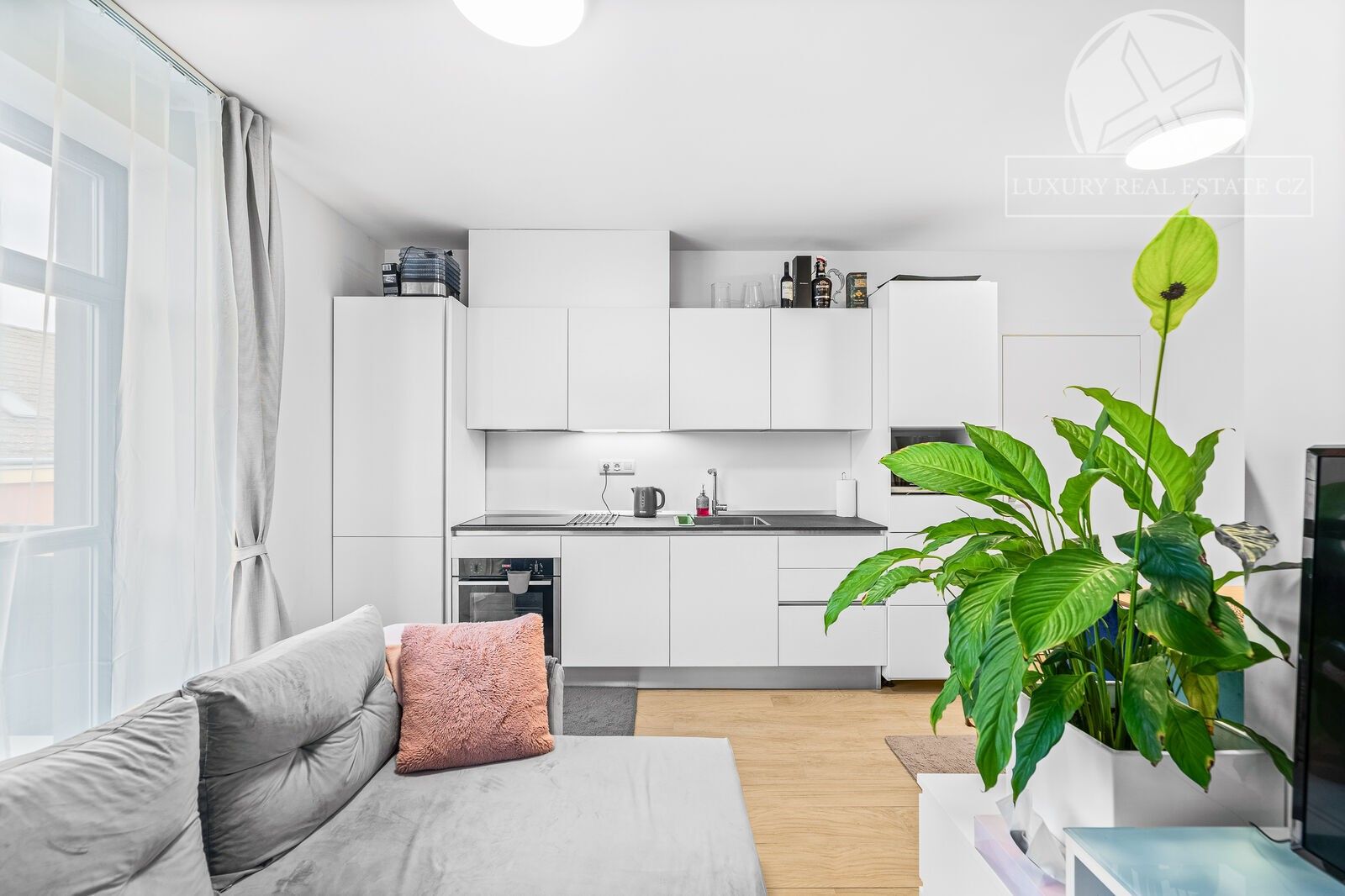 Prodej byt 3+kk - Kolmá, Praha, 72 m²