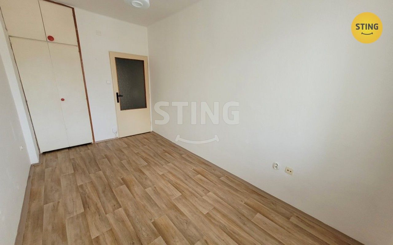 Pronájem byt - Haškova, Opava, 14 m²