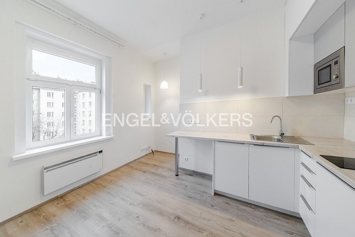 1+kk, Hartigova, Praha, 18 m²