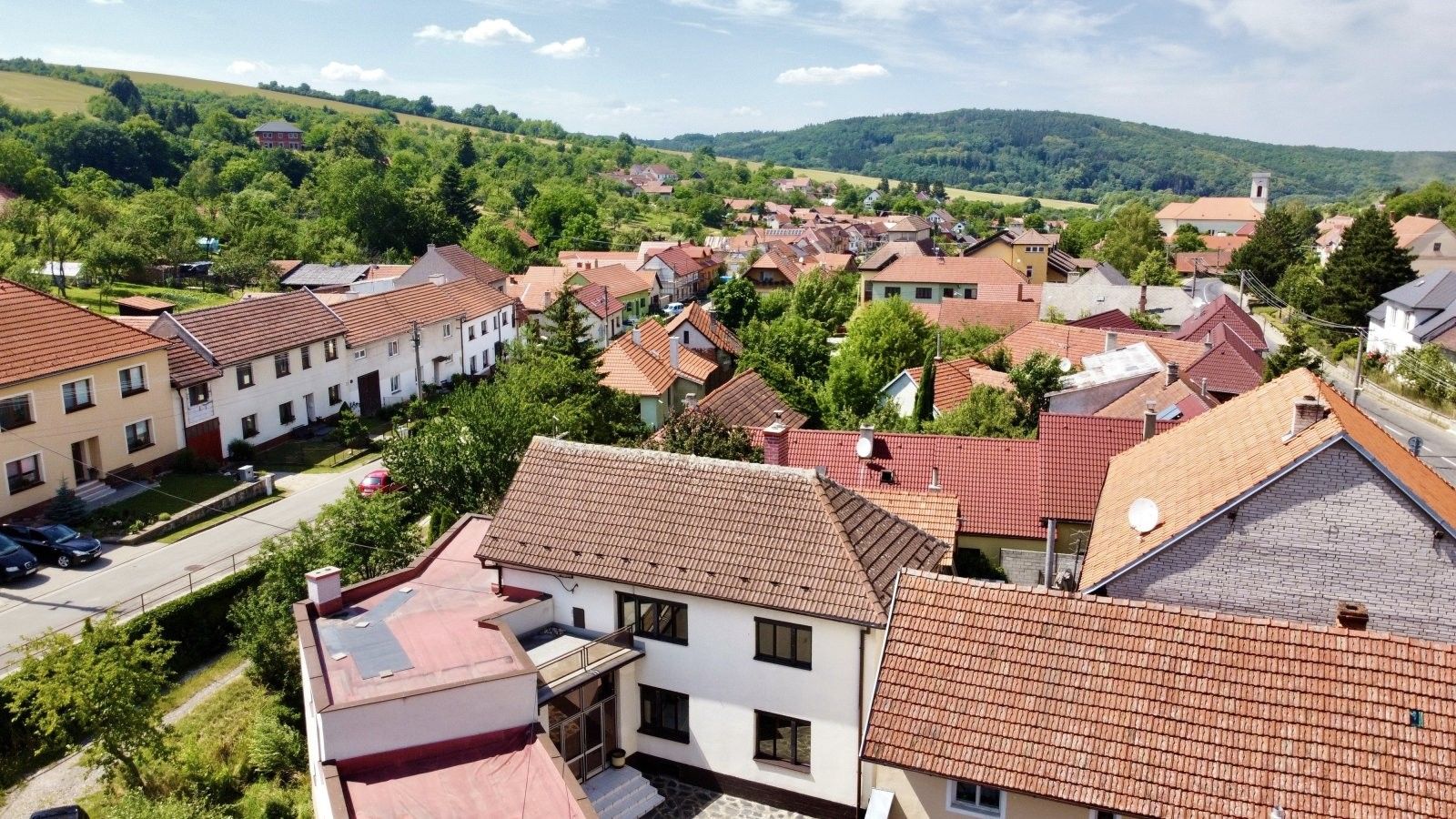 Rodinné domy, Komňa, 240 m²