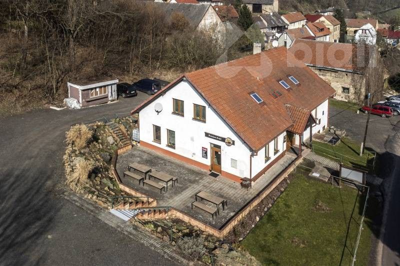 Rodinné domy, Oparno, Velemín, 442 m²