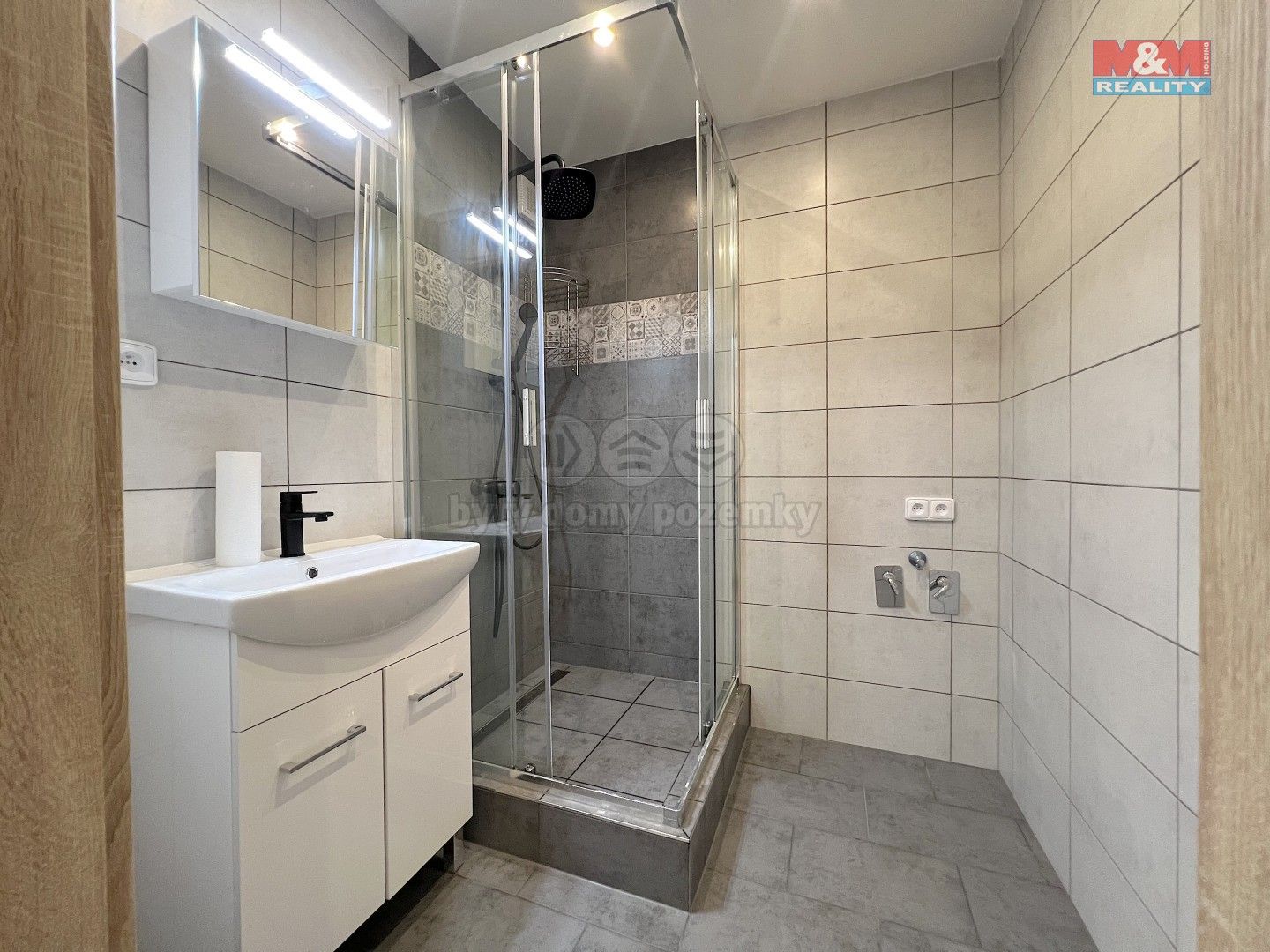 Prodej byt 1+kk - U jezera, Praha, 46 m²