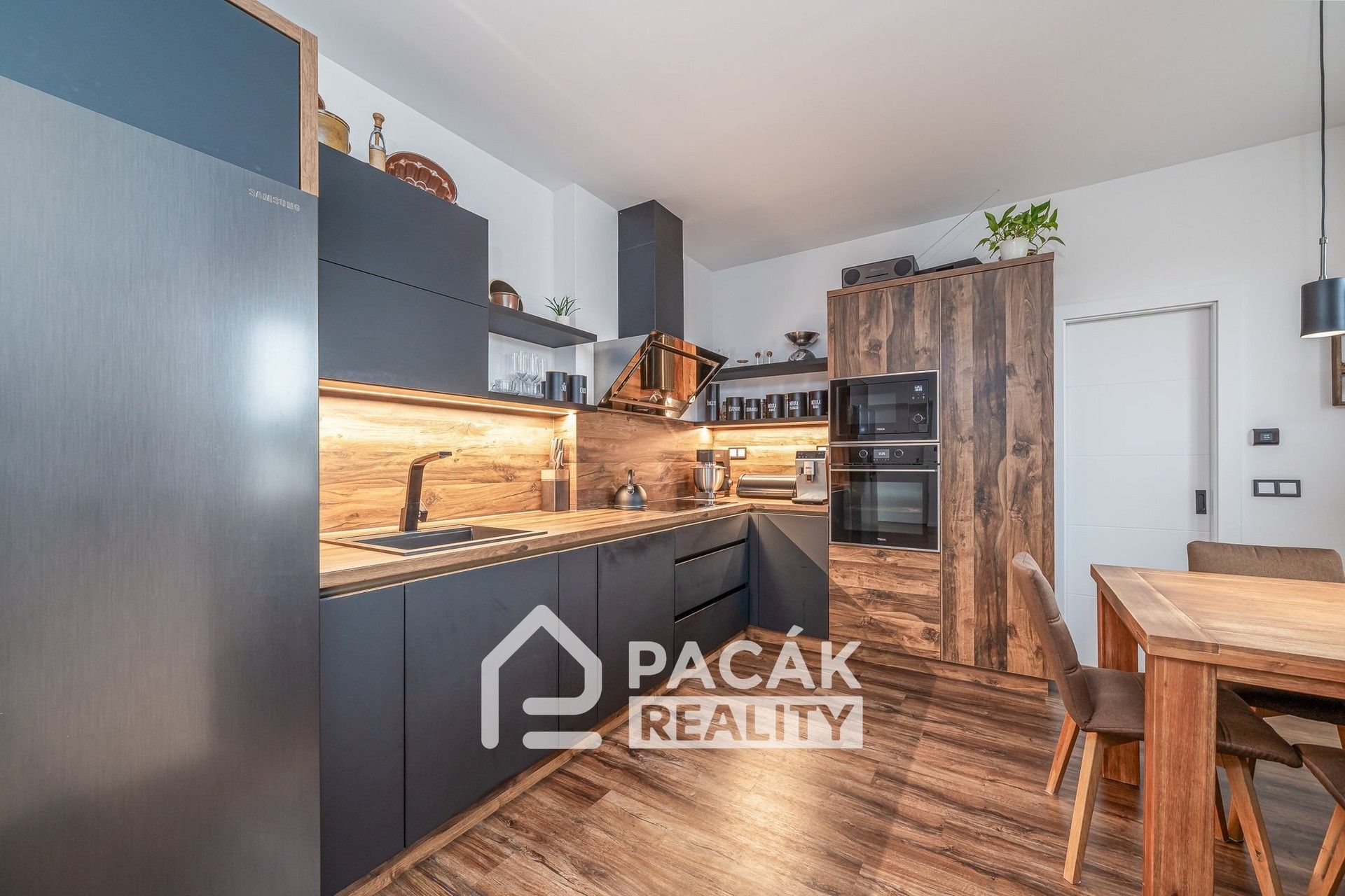 Prodej byt 3+1 - Domovina, Olomouc, 95 m²