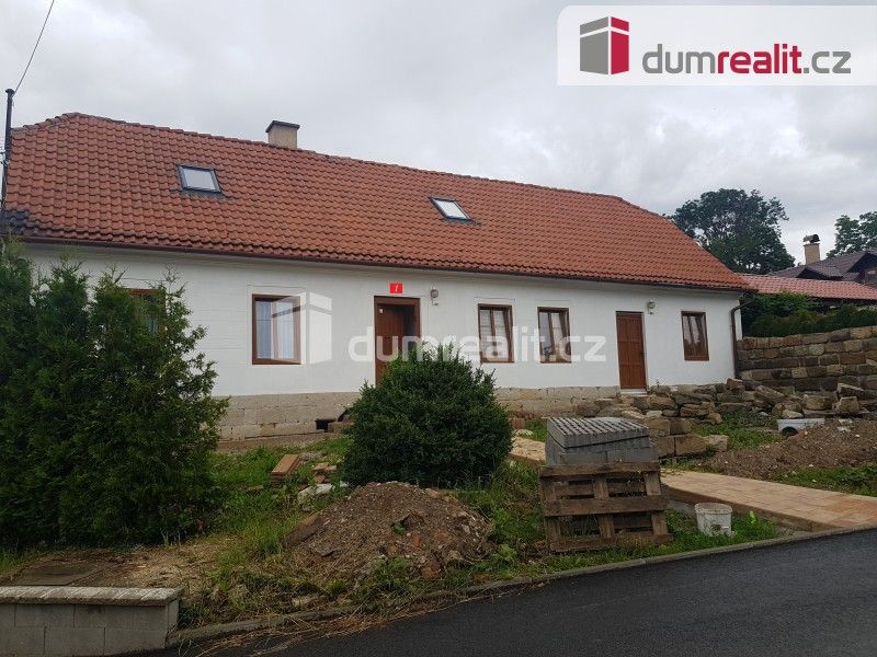 Prodej rodinný dům - Horní Bousov, Dolní Bousov, 240 m²