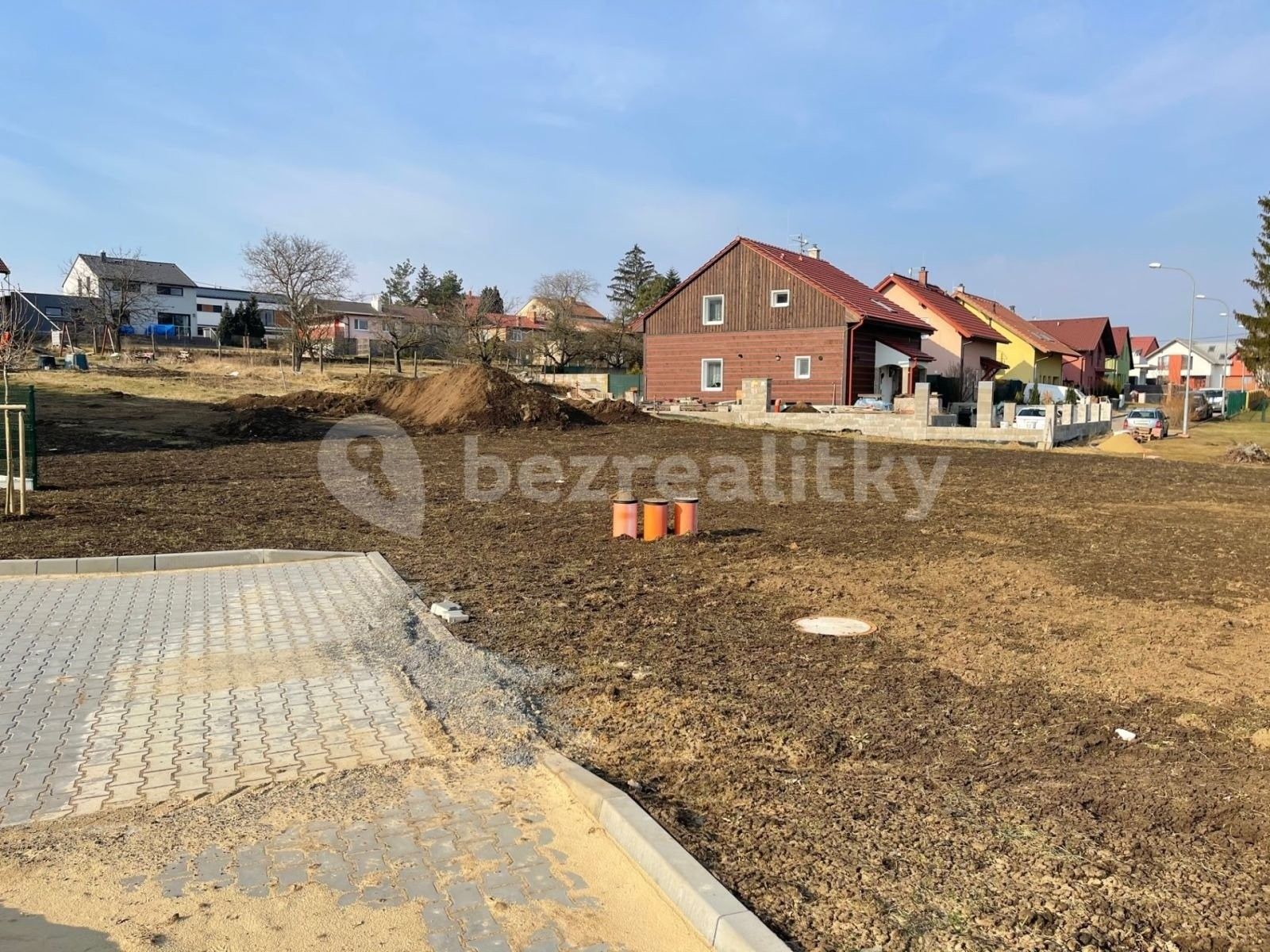 Pozemky pro bydlení, Holubice, 832 m²