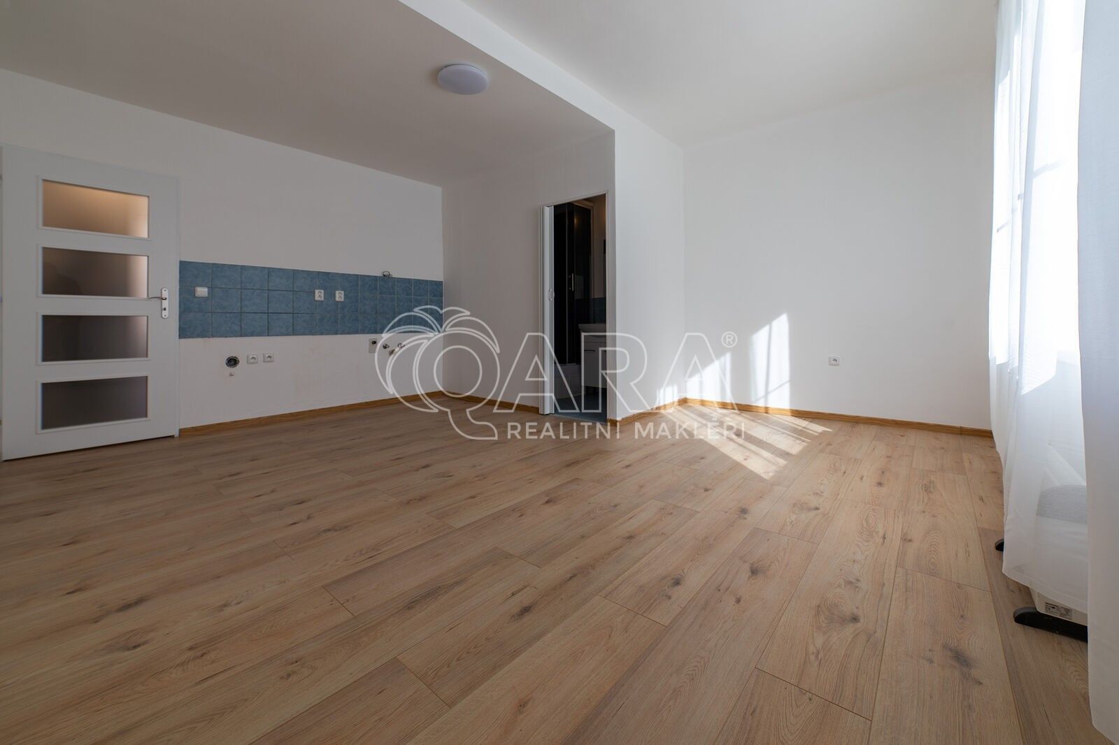 Prodej byt 1+kk - Novovysočanská, Praha, 25 m²