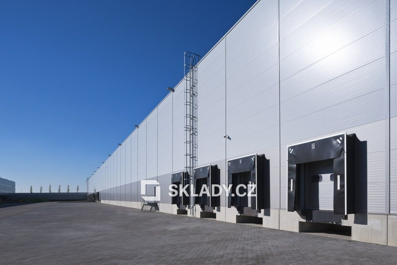 Pronájem sklad - Nupaky, 700 m²