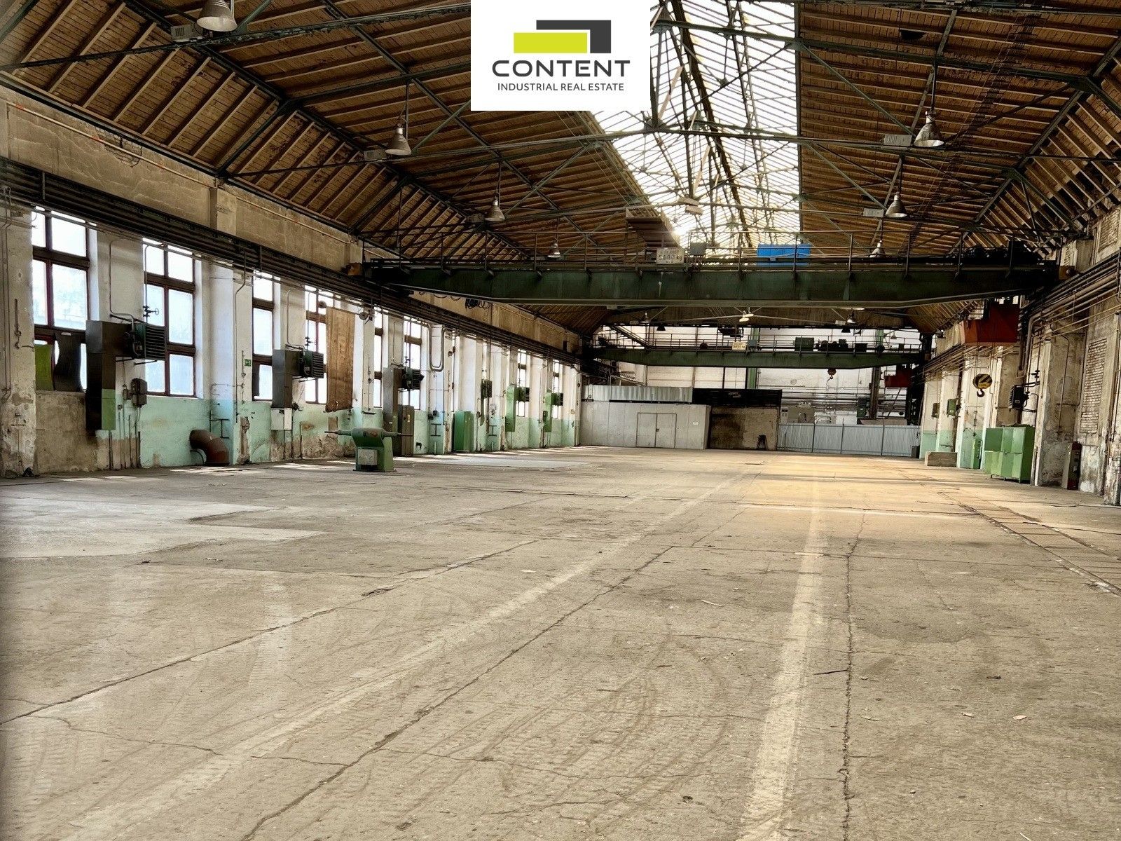 Výrobní prostory, Pražská třída, Hradec Králové, 1 080 m²