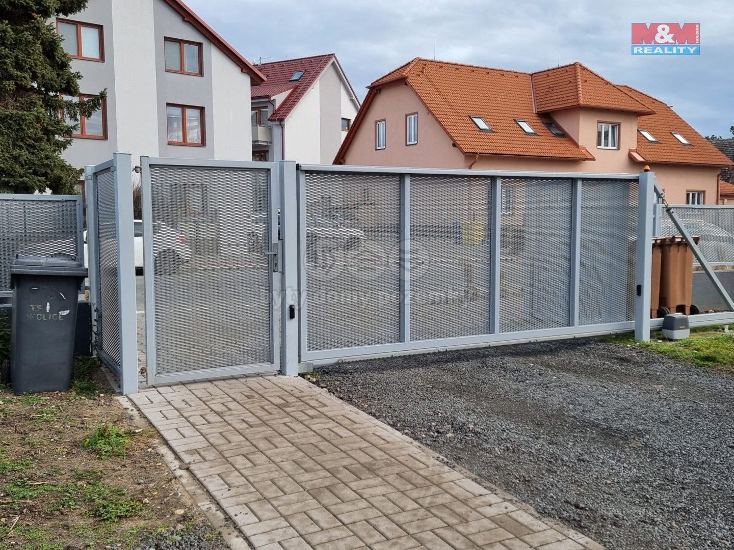 Prodej byt 3+1 - Hradecká, Holice, 84 m²