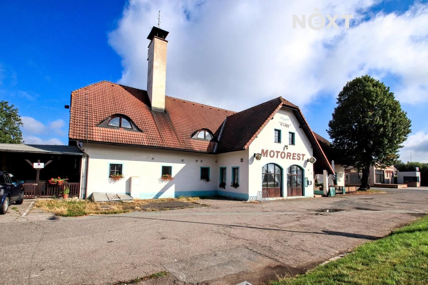 Prodej restaurace - Svinišťany, Dolany, 1 400 m²