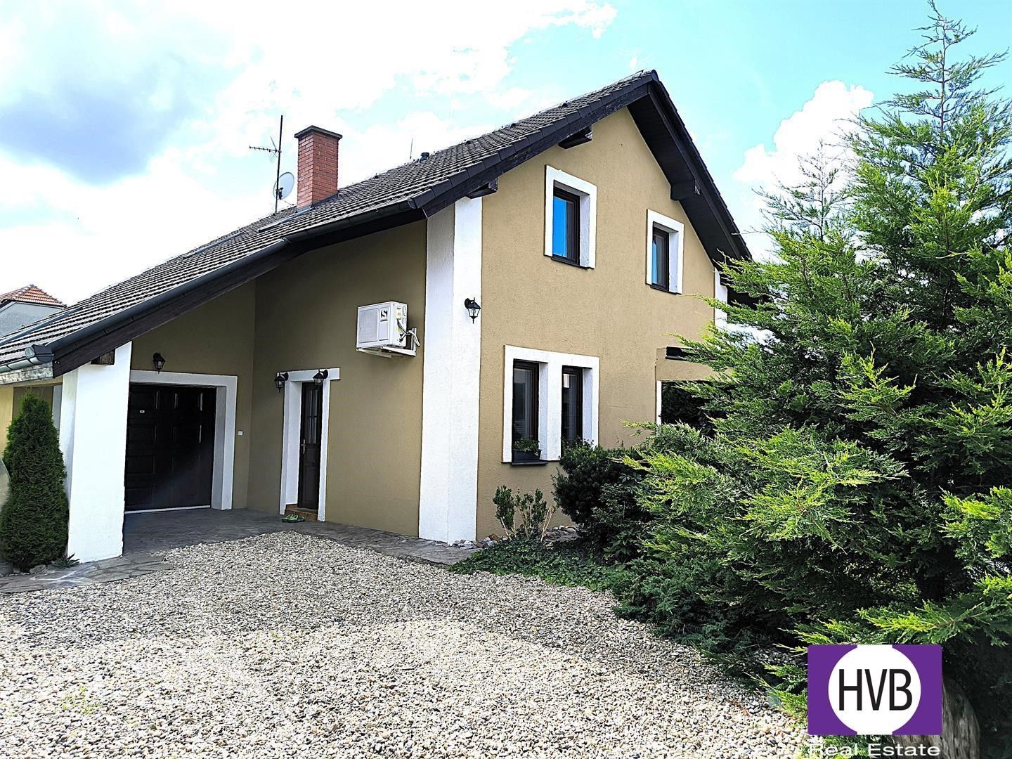 Prodej dům - Sokoleč, 198 m²