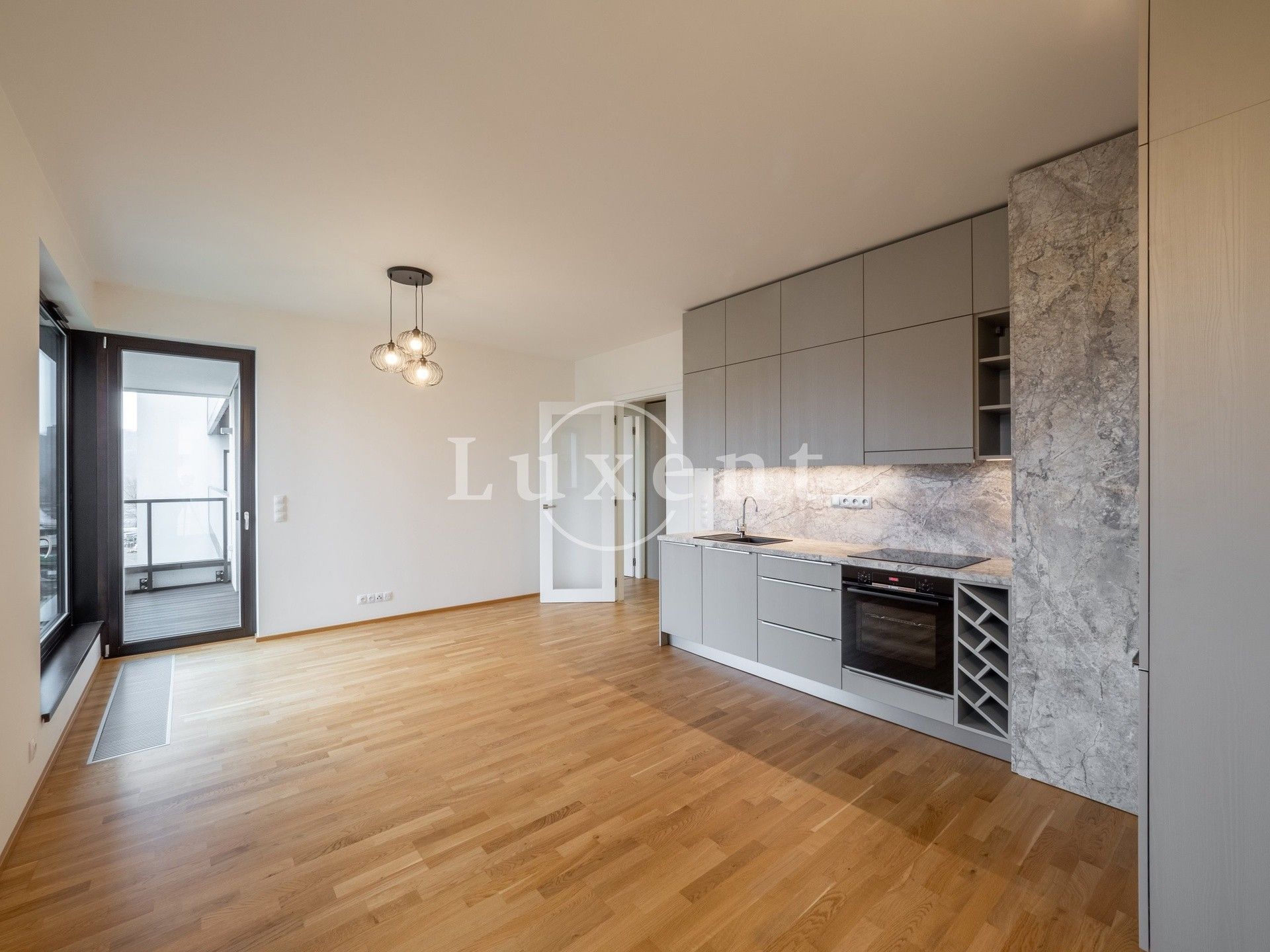 Pronájem byt 2+kk - Sanderova, Praha, 52 m²