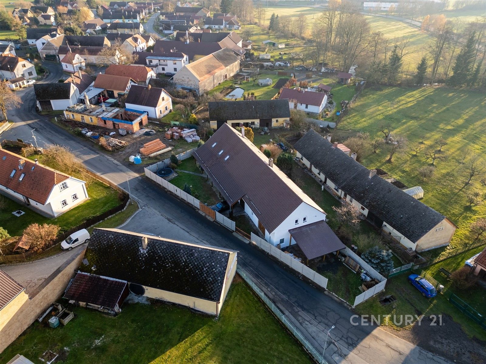 Rodinné domy, Mladý Smolivec, 300 m²