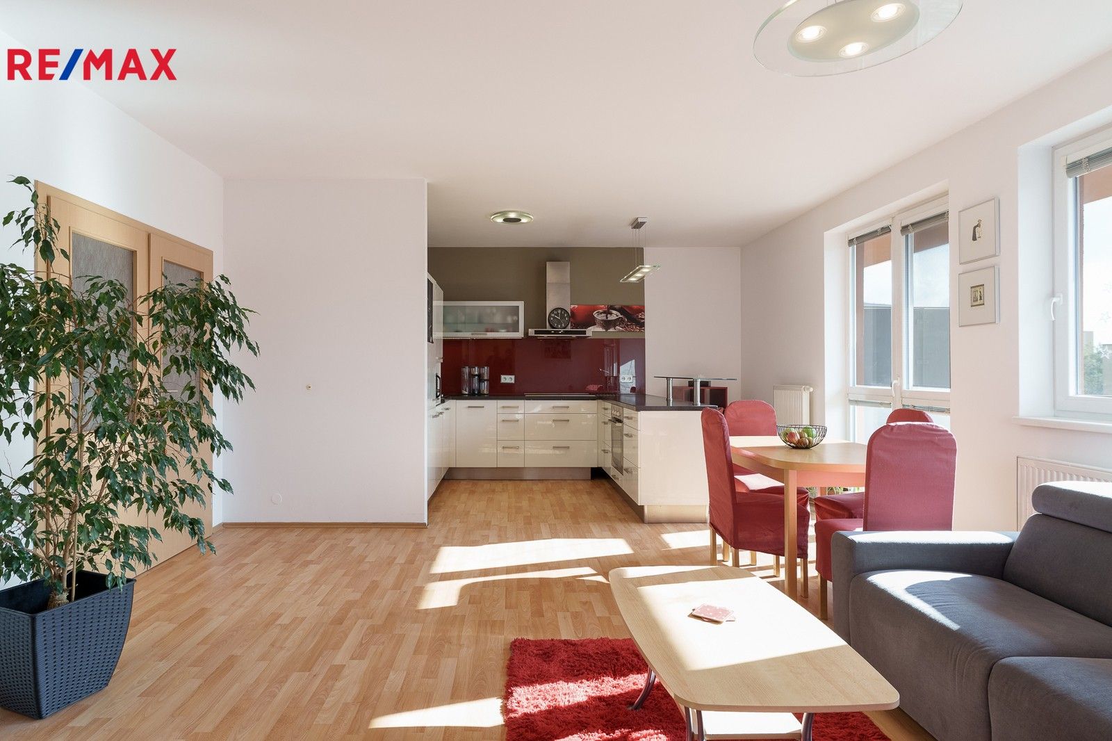 4+kk, Ve Stromovce, Hradec Králové, 98 m²