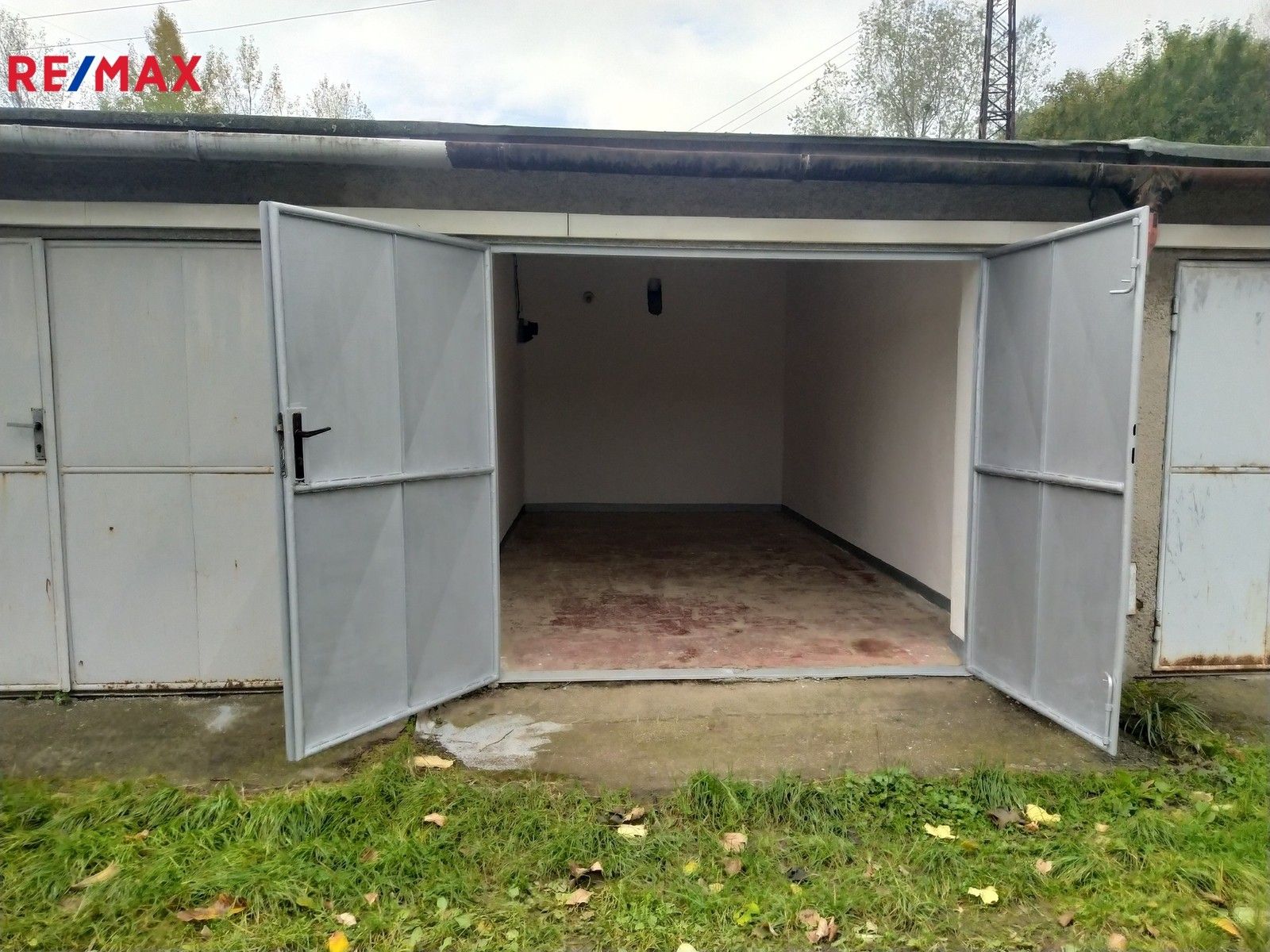 Garáže, U Střelnice, Valašské Meziříčí, 19 m²