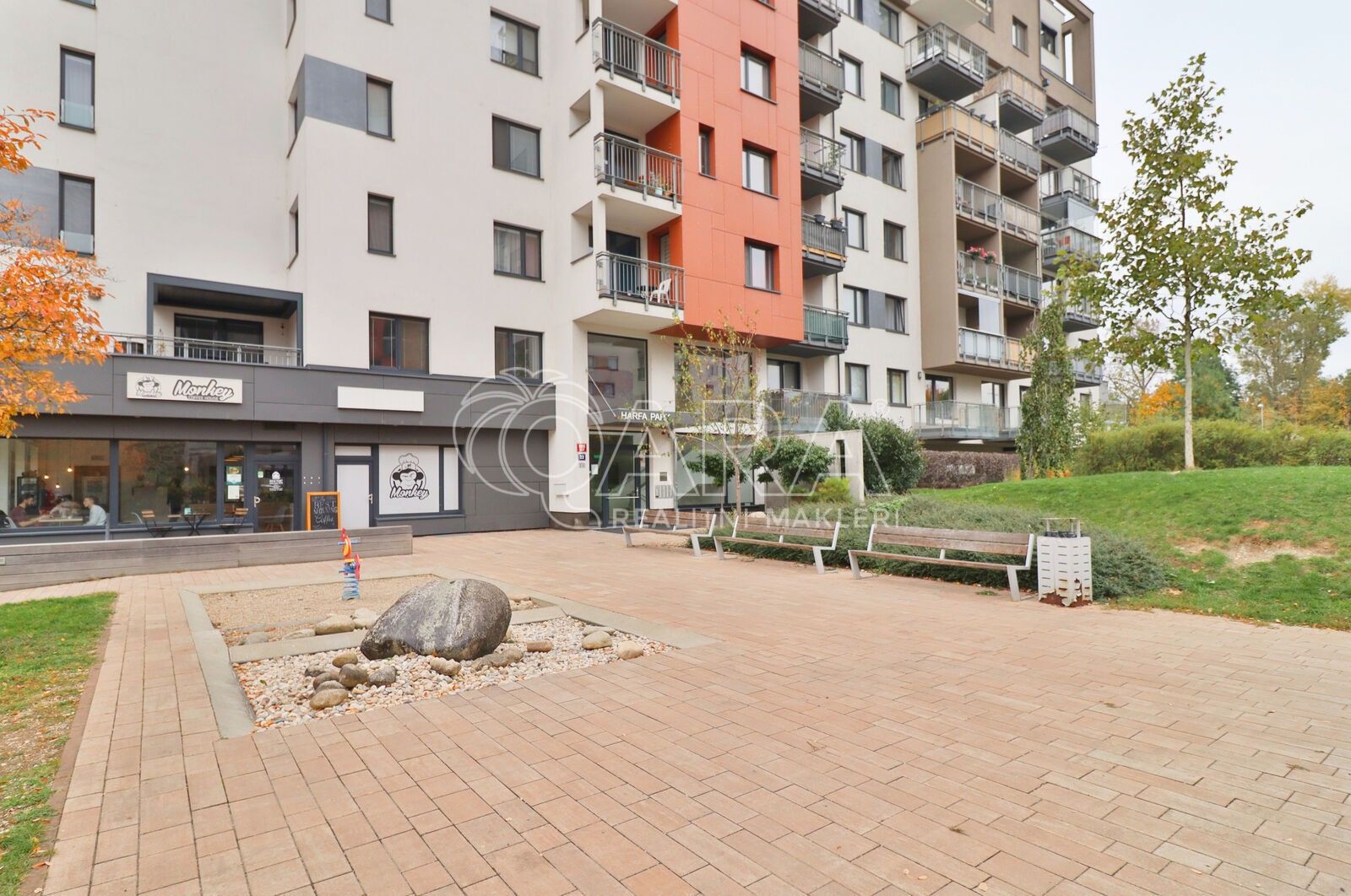 Pronájem byt 1+kk - Pod Harfou, Praha, 35 m²