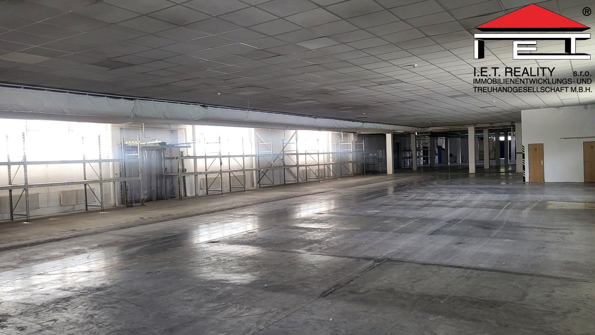 Sklady, Keramická, Ostrava, 800 m²