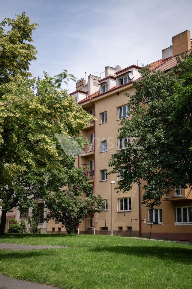 Prodej byt 2+kk - Pod strojírnami, Praha, 32 m²