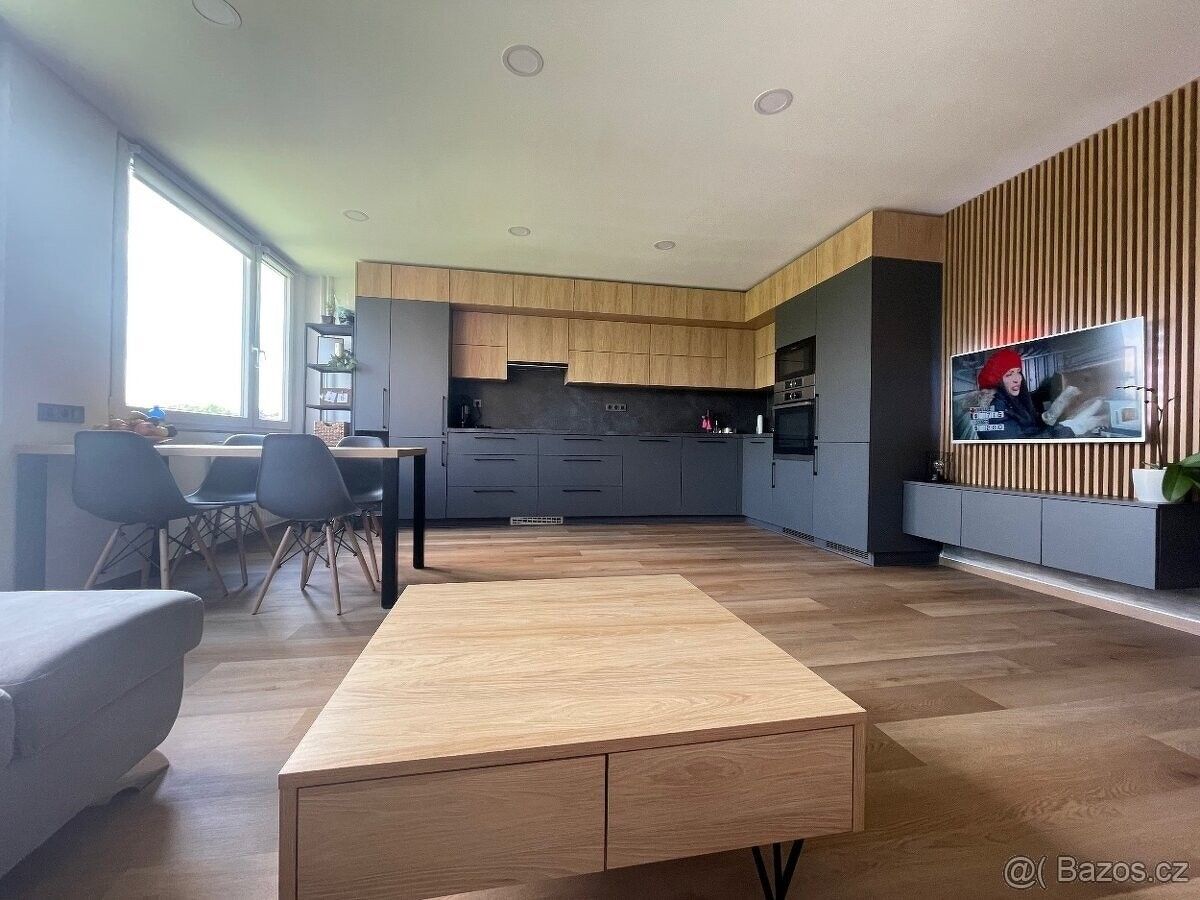 Byty, Hronov, 549 31