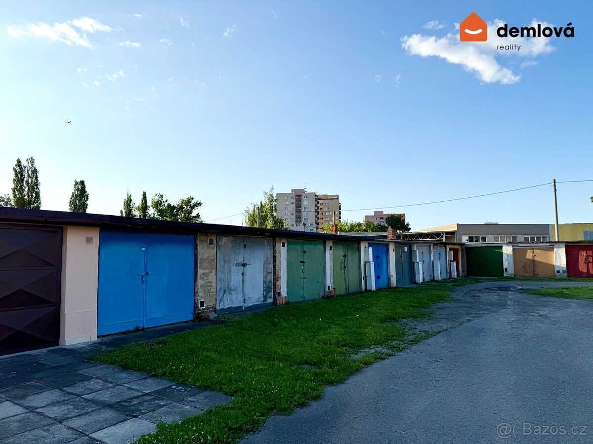 Garáže, Ostrava, 709 00