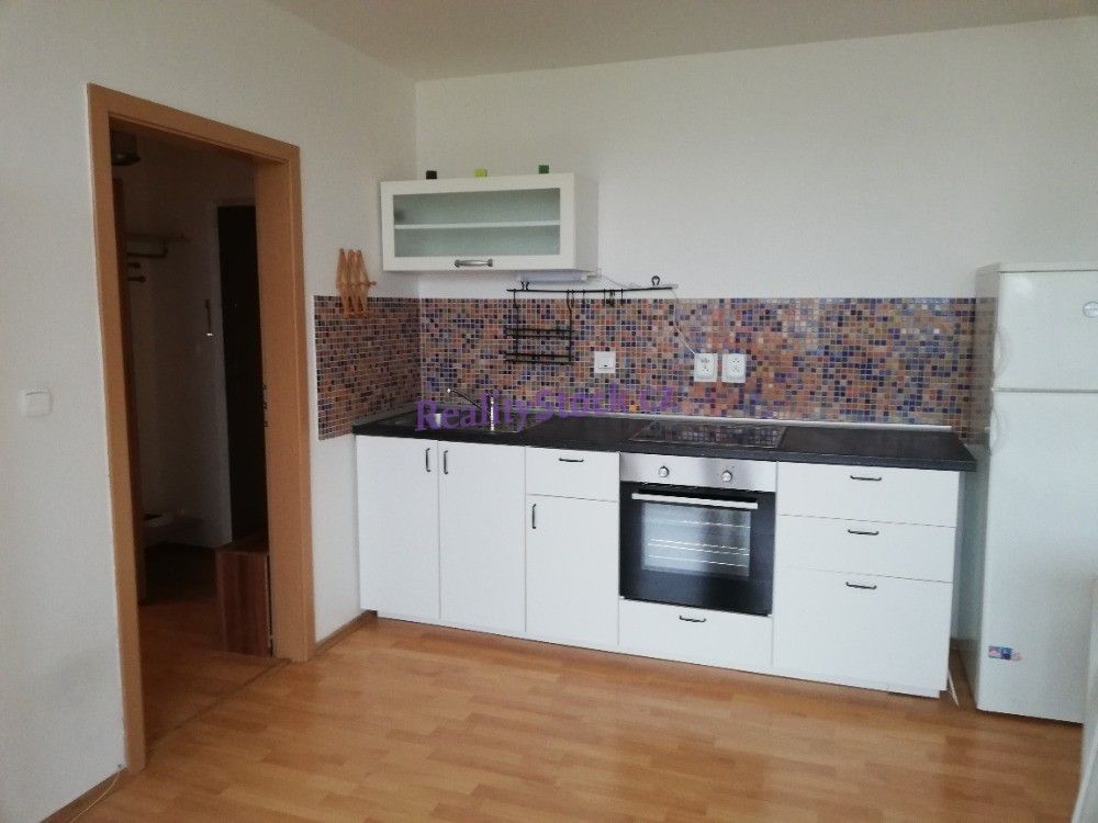 Pronájem byt 2+kk - Olštýnská, Praha, 36 m²