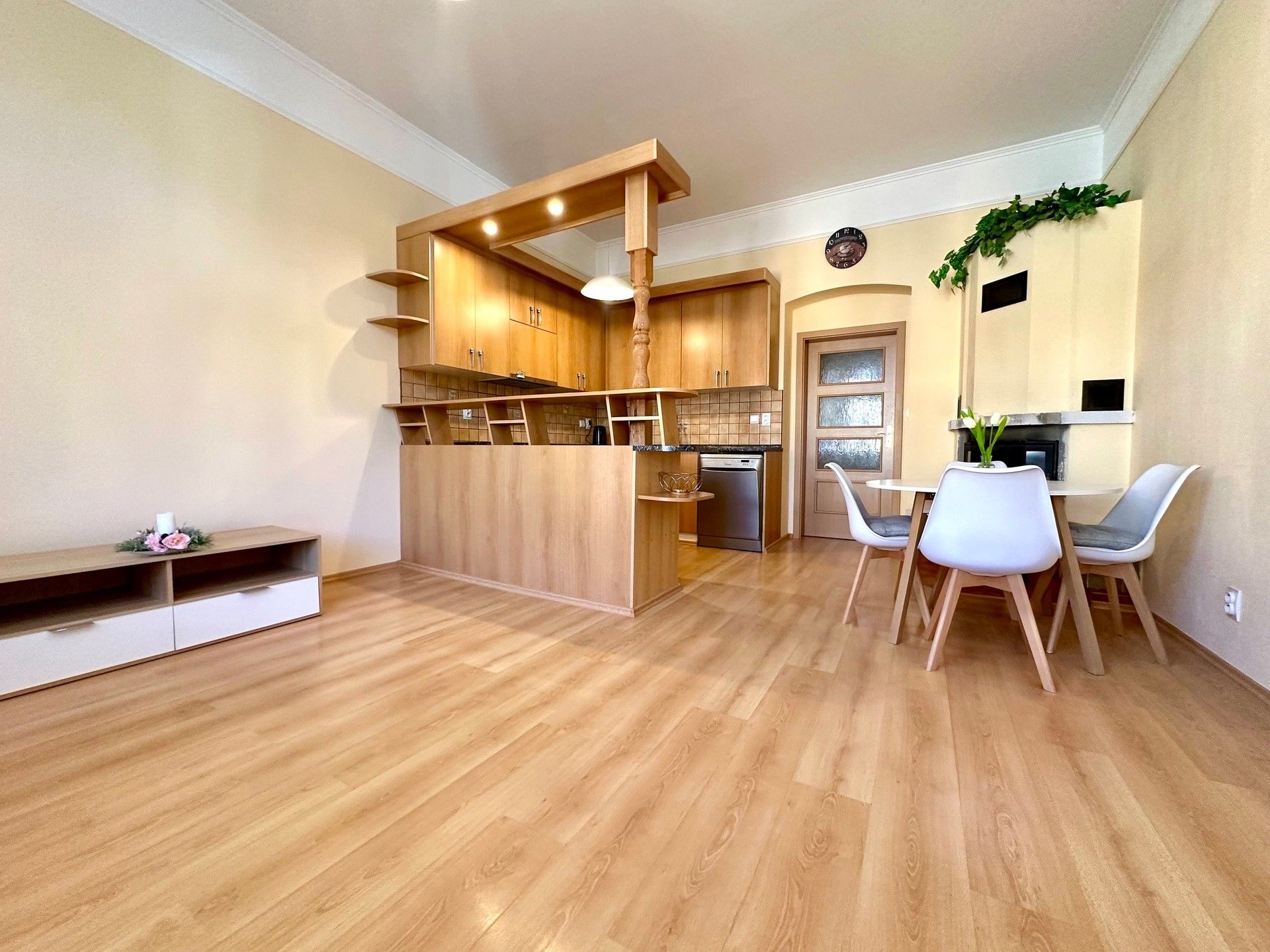 4+kk, Husova, Mariánské Lázně, 91 m²