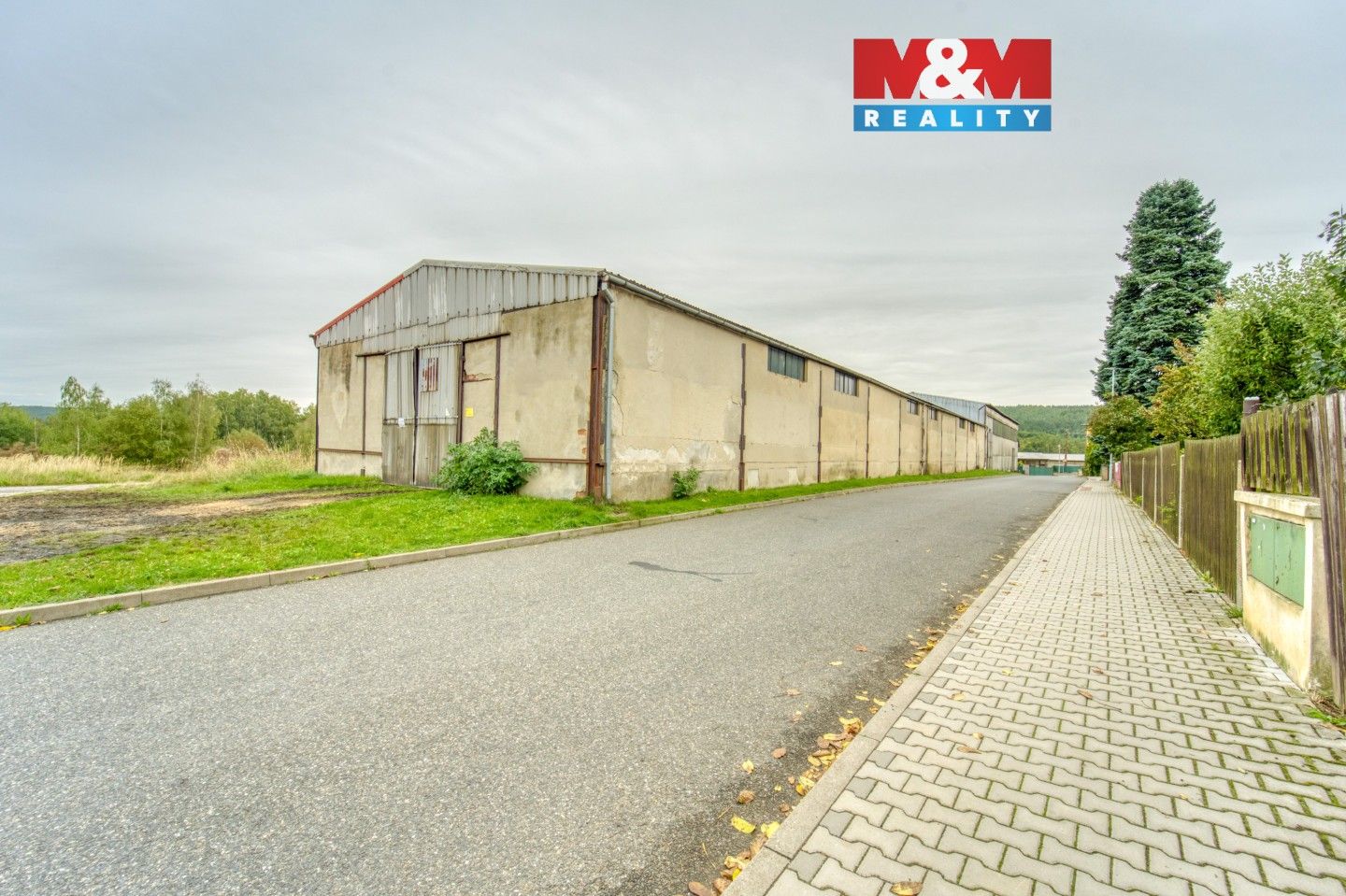 Sklady, Jesenice, 1 691 m²