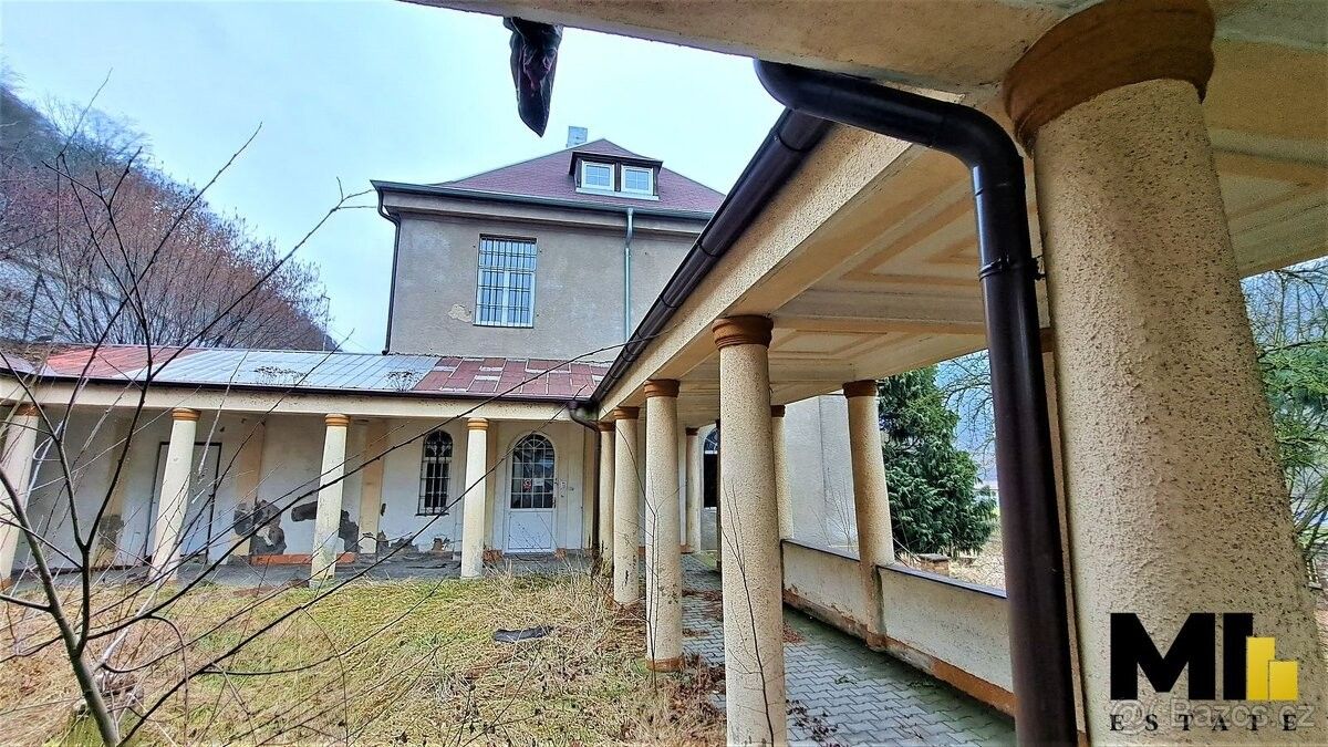 Prodej dům - Povrly, 403 32, 984 m²