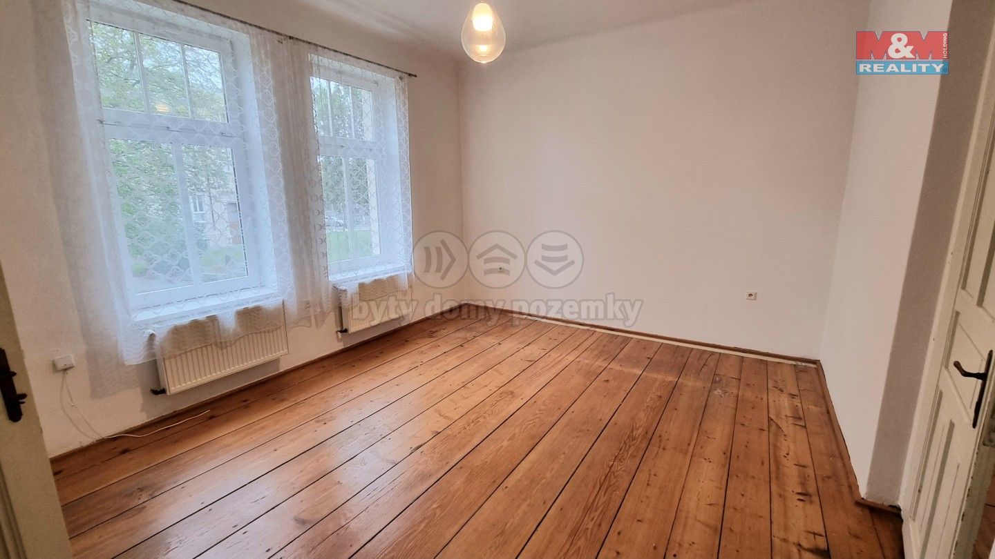 Pronájem obchodní prostory - Doberská, Kladno, 180 m²