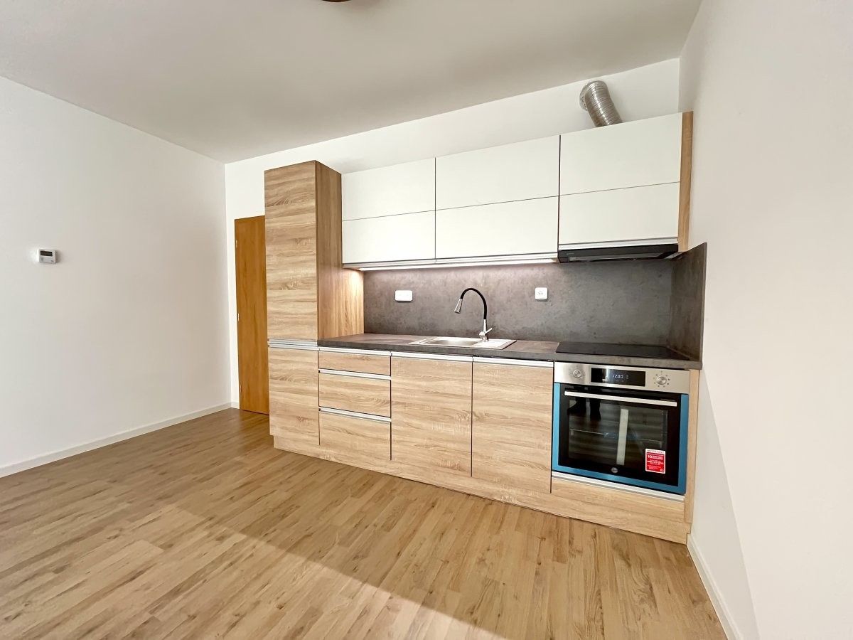 2+kk, Vrbenská, České Budějovice, 45 m²