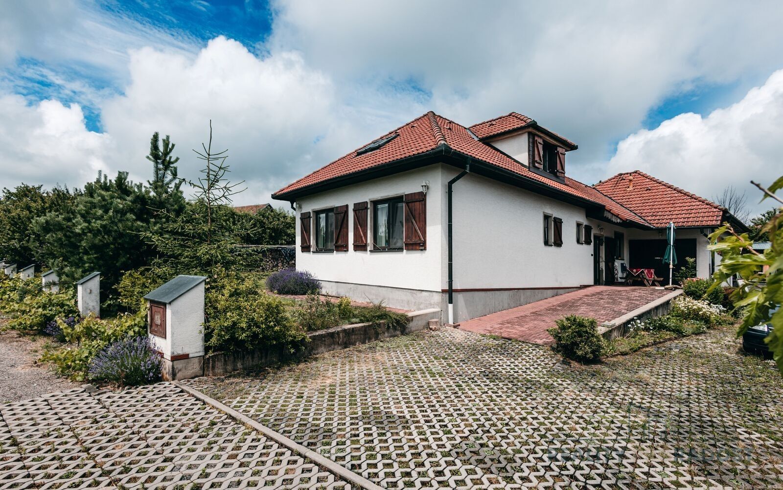 Rodinné domy, Záseka, Netín, 202 m²