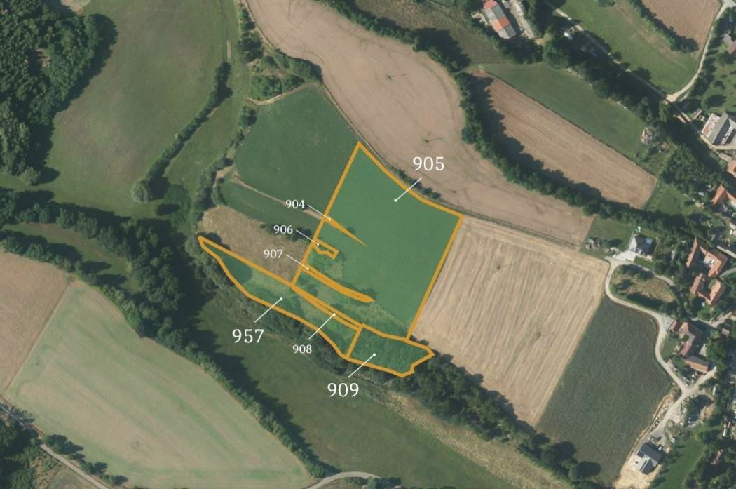 Zemědělské pozemky, Jasenice, 20 774 m²