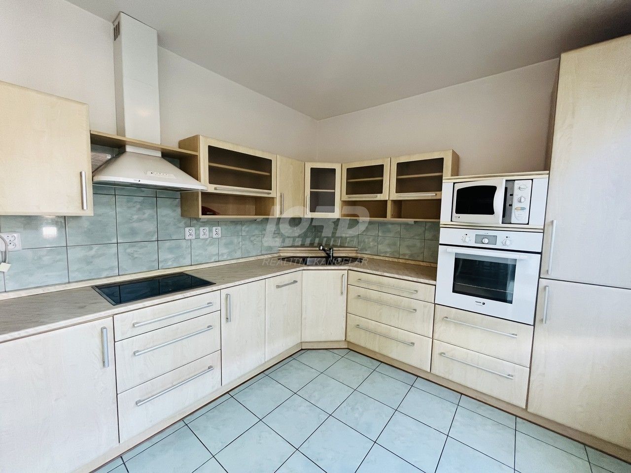 Prodej byt 4+1 - Družstevní, Chlumec nad Cidlinou, 94 m²