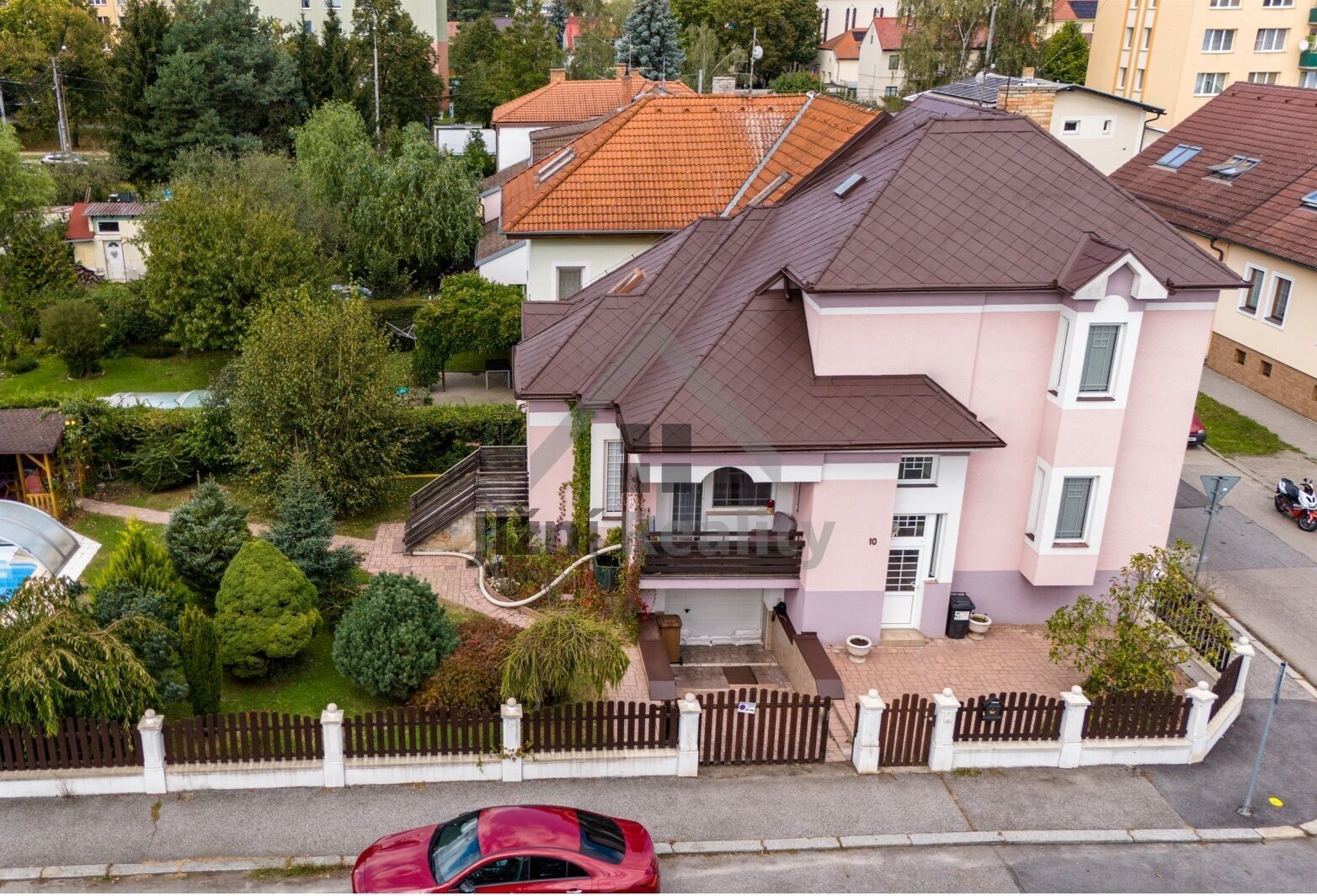 Prodej rodinný dům - K. Fleischmanna, České Budějovice, 330 m²