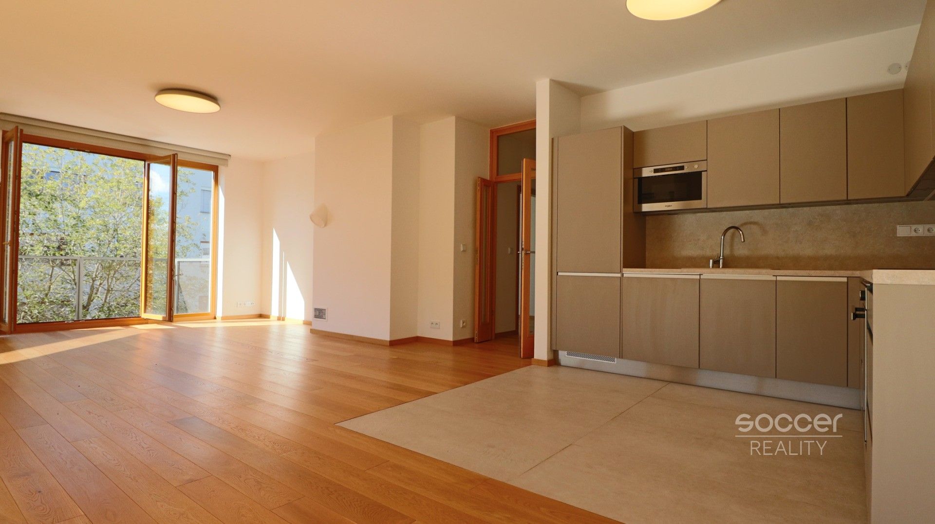 4+kk, Skotská, Praha, 140 m²