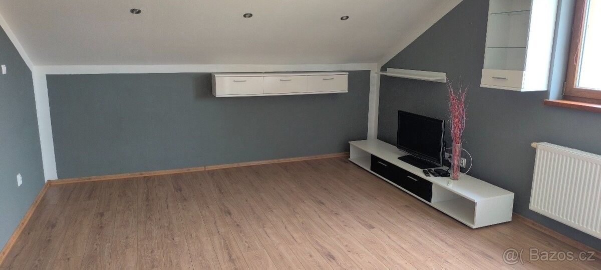 Byty, Ostrava, 724 00