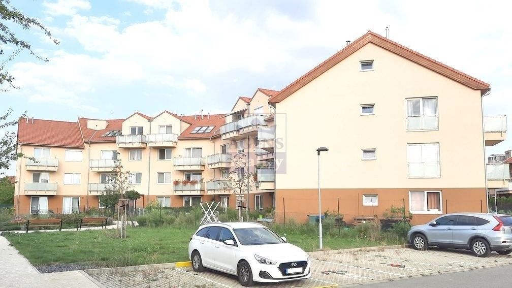 Prodej byt 1+kk - Jenštejn, 250 73, 36 m²