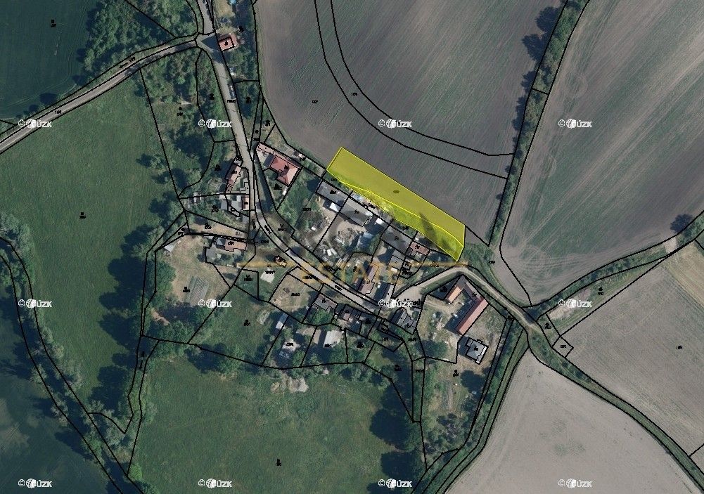 Prodej pozemek pro bydlení - Chomutov, 430 01