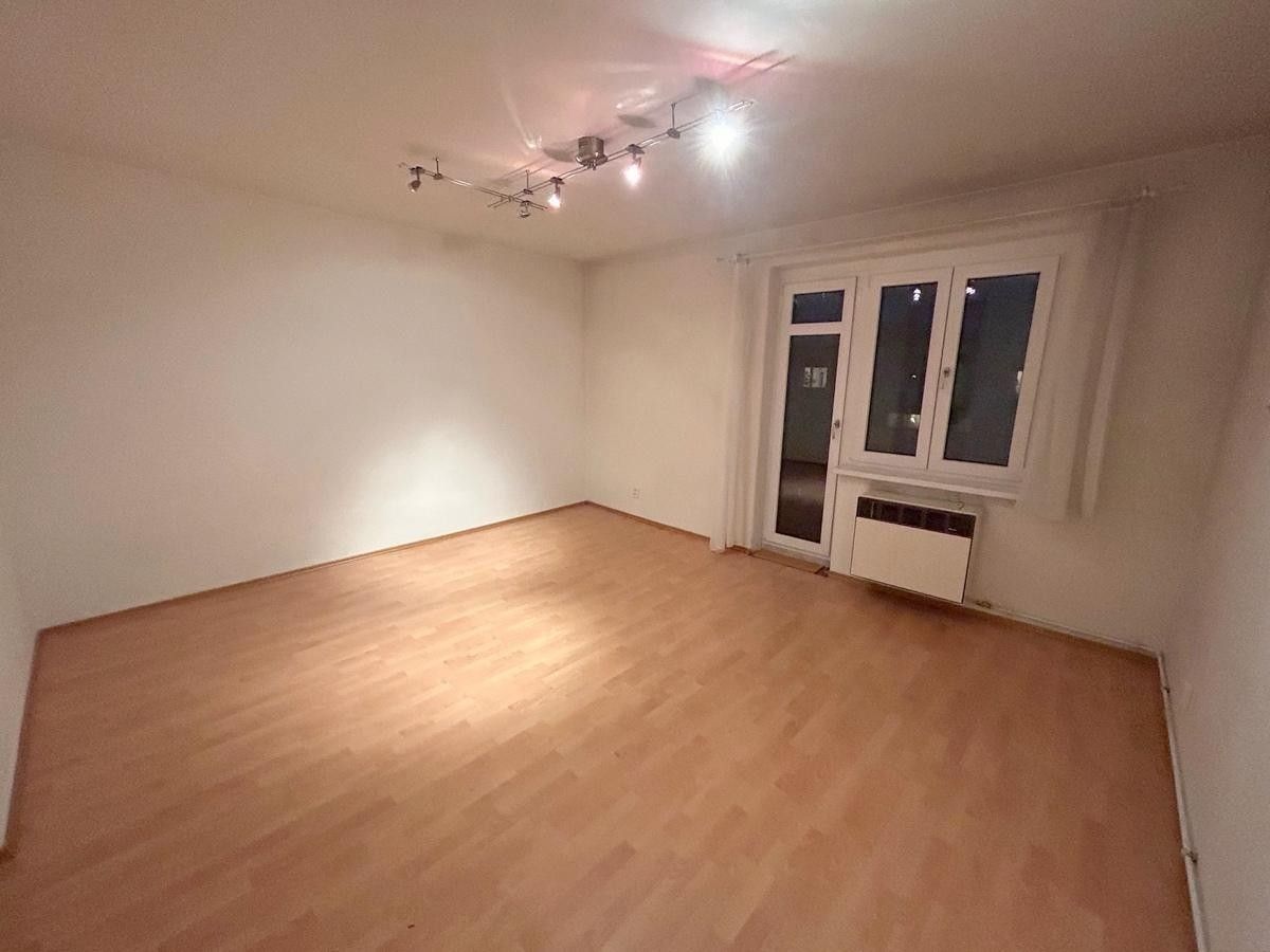 2+kk, Kloboučnická, Praha, 53 m²