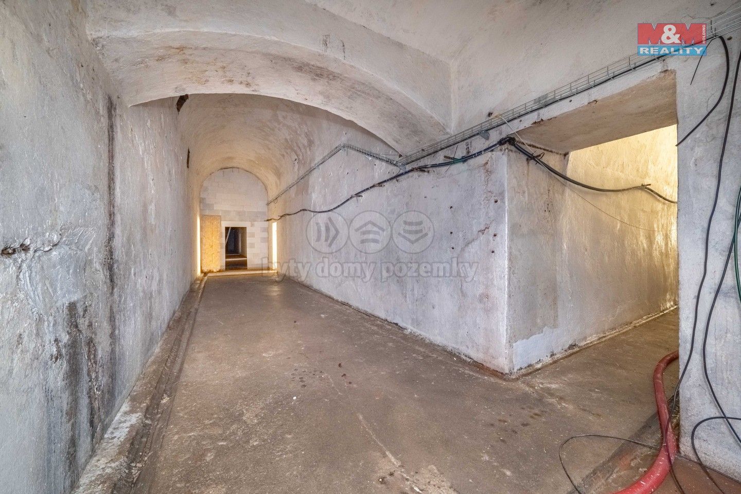 Pronájem výrobní prostory - Plzeňská, Štěnovice, 1 366 m²