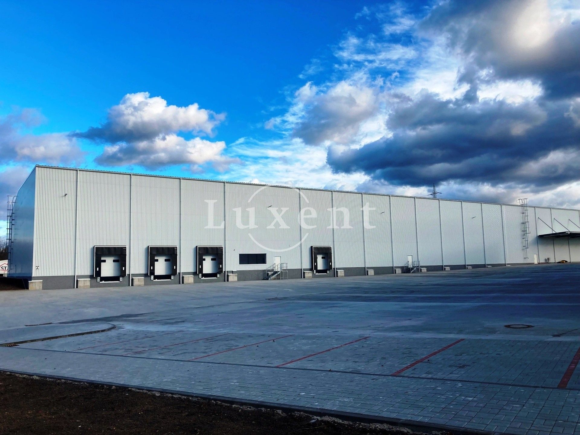 Sklady, Radovesická, Bílina, 10 m²