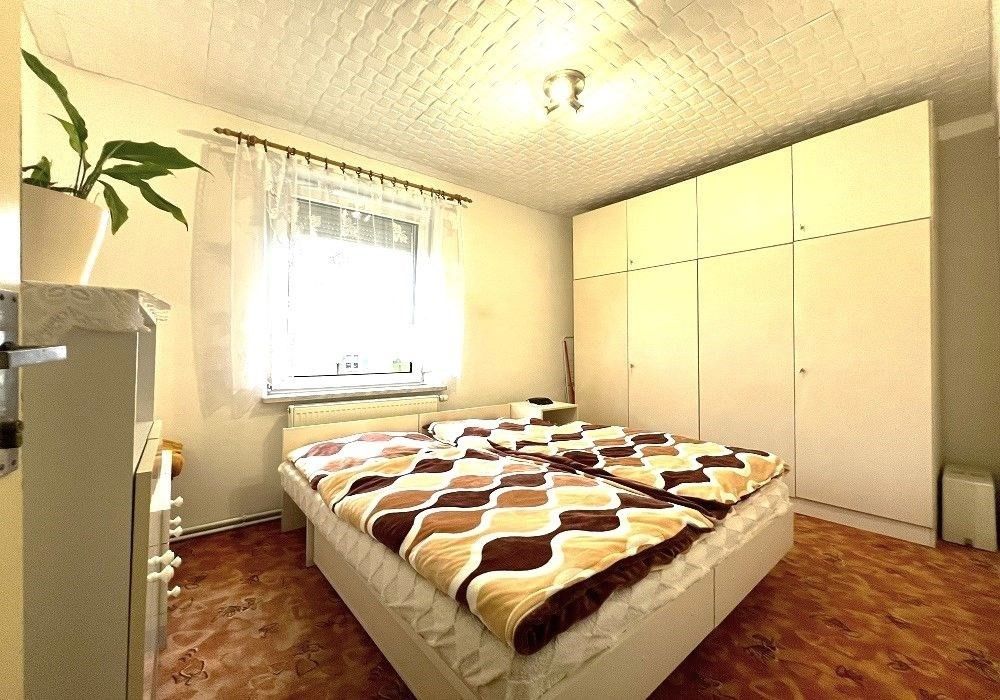 3+1, Smetanovo náměstí, Horšovský Týn, 90 m²